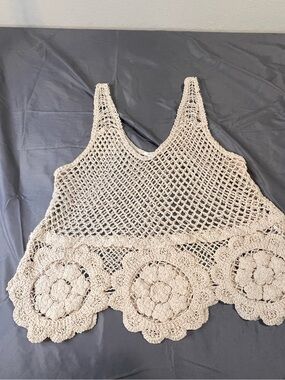Source Unknown Beige Crochet Mesh Crop Camisole